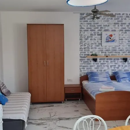 Apartmani Centar Seline Paklenica Zewnętrze zdjęcie